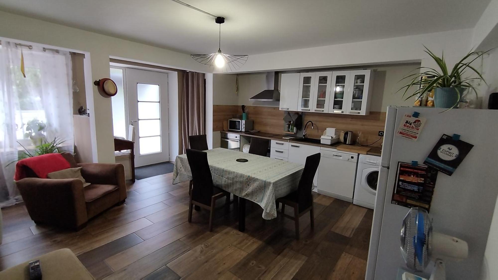 Ruthene Etape T3 Apartment